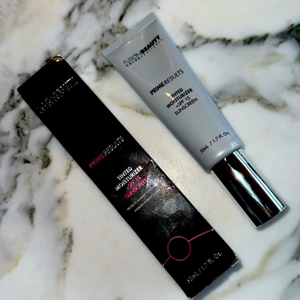 Fusion Beauty Prime Results Tinted Moisturizer SPF 15 Sunscreen-Ivory